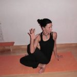 Drehsitz - Ardha Matsyendrasana